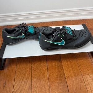 Nike gliding shoes for throwers